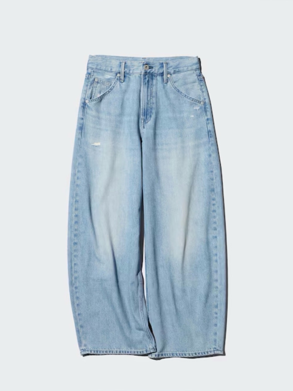 UNIQLO wide leg High rise barrel jeans. Light wash. Waist 22